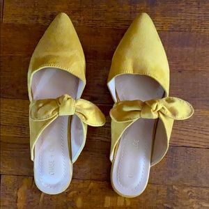 Chase + Chloe Bow Slide Mules